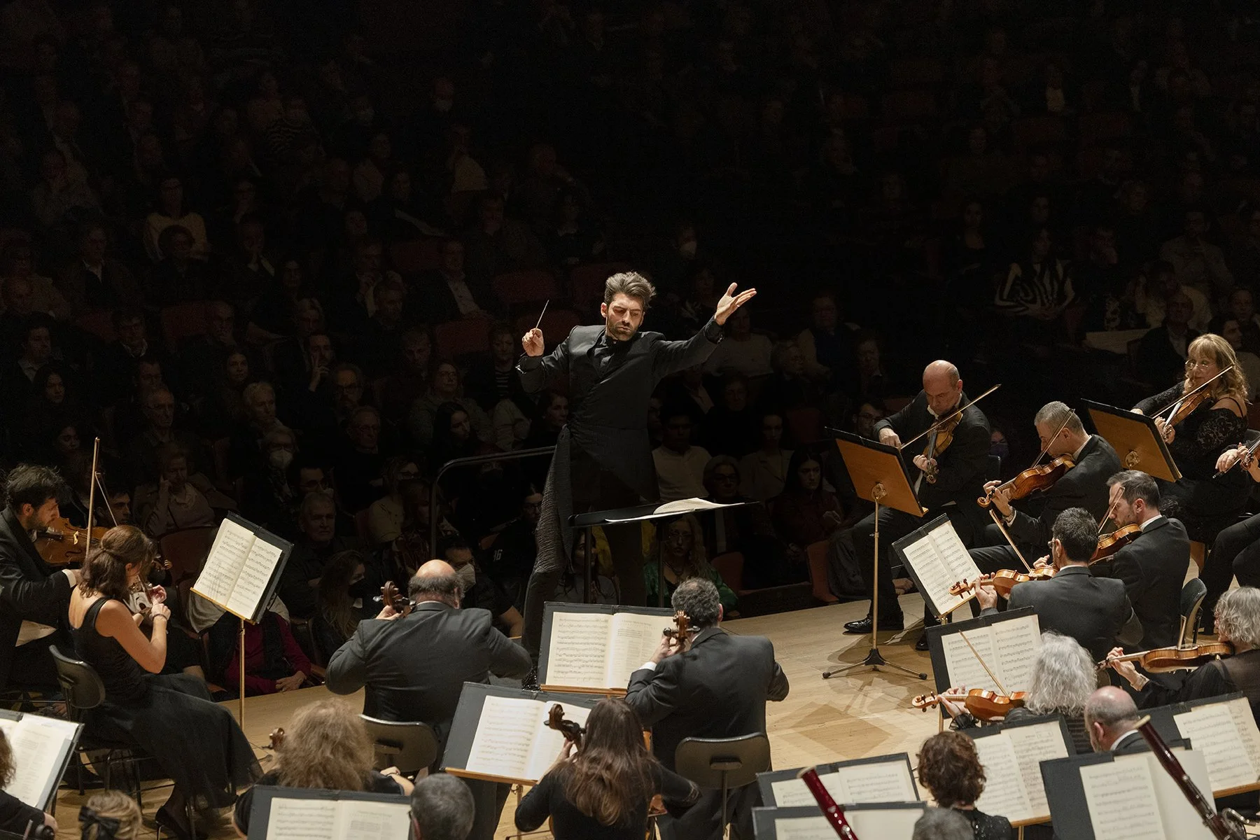 Conducting on stage